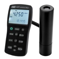 TES-137 辉度计
