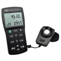 TES-1339R 专业级照度计 (RS-232)