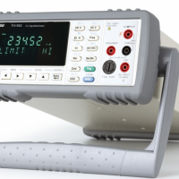 同惠 TH1952 五位半数字多用表